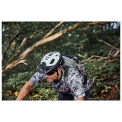 KED Pector ME-1 - Radhelm 16 KED Pector ME-1 - Radhelm -Continental Geschaft ked pector me 1 radhelm detail 5